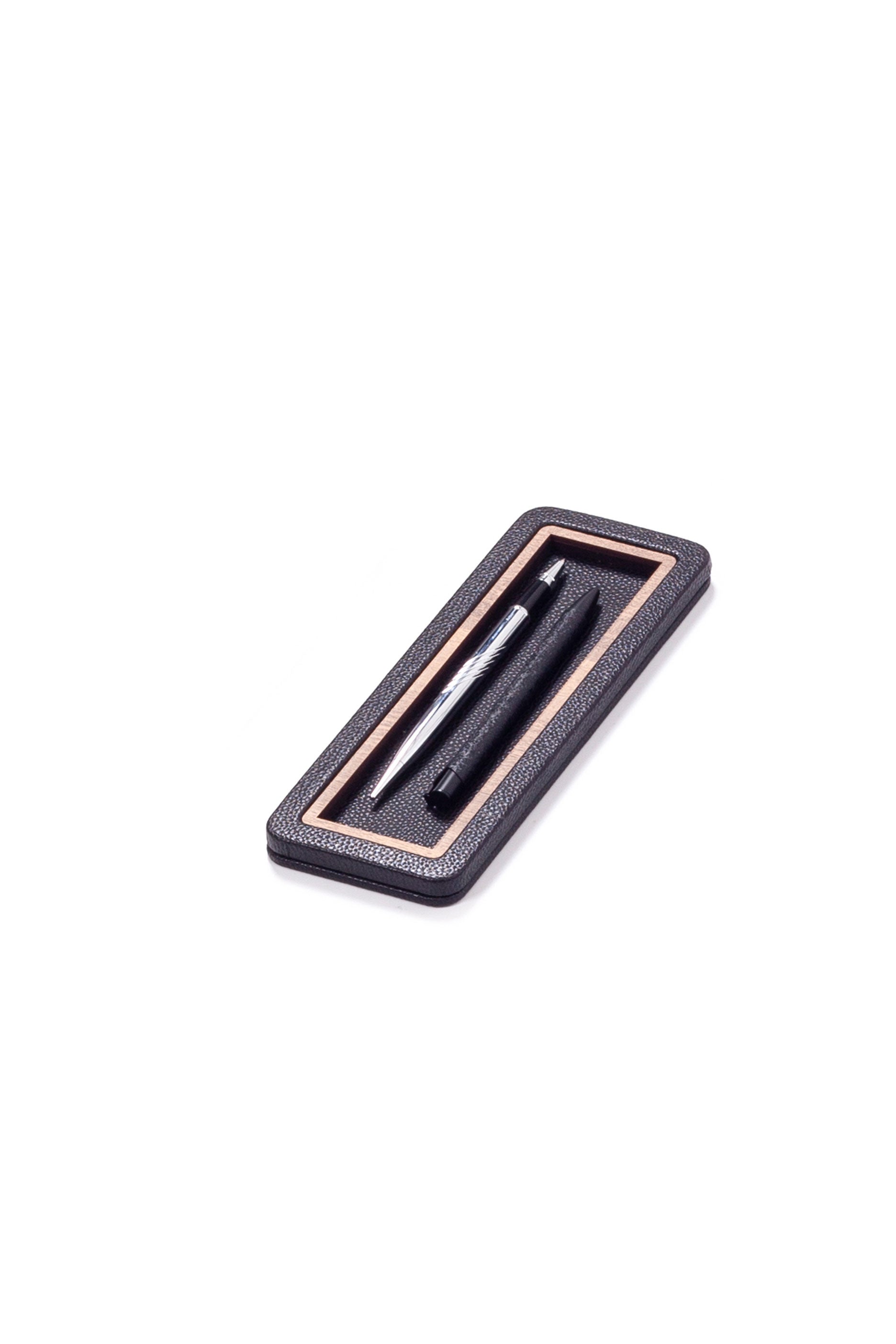 Desktop Leather Wood Detailed Horizontal Pen Holder