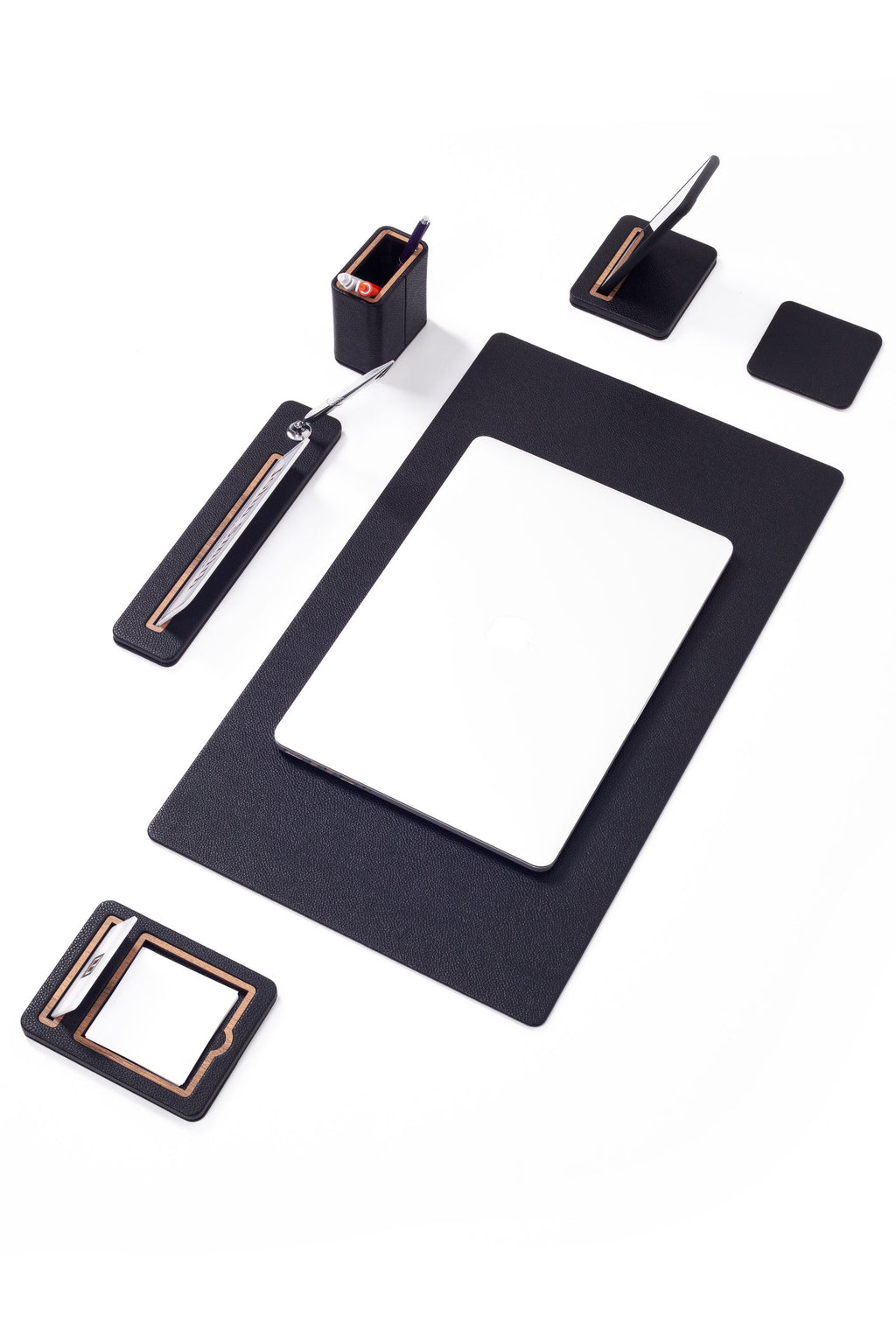 طقم مكتب لينكون الجلدي مكون من 6 قطع مع لوحة اسم.