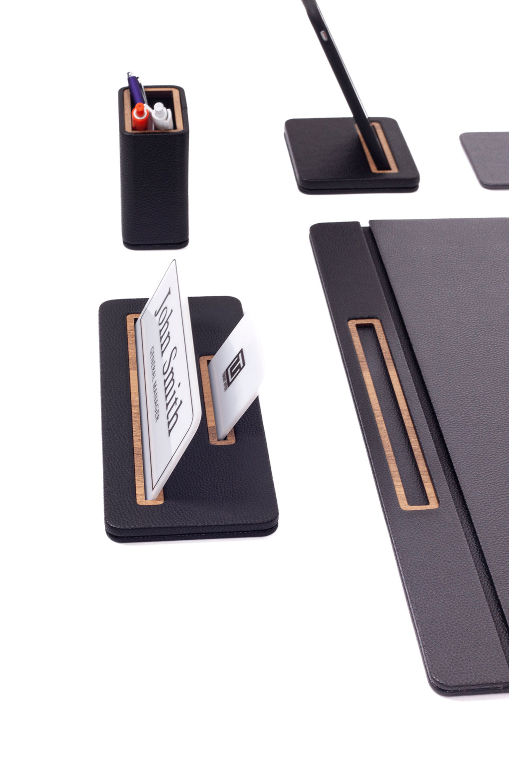 طقم مكتب سيروس الجلدي، 6 قطع، طراز مكتب مغطى مع لوحة اسم.