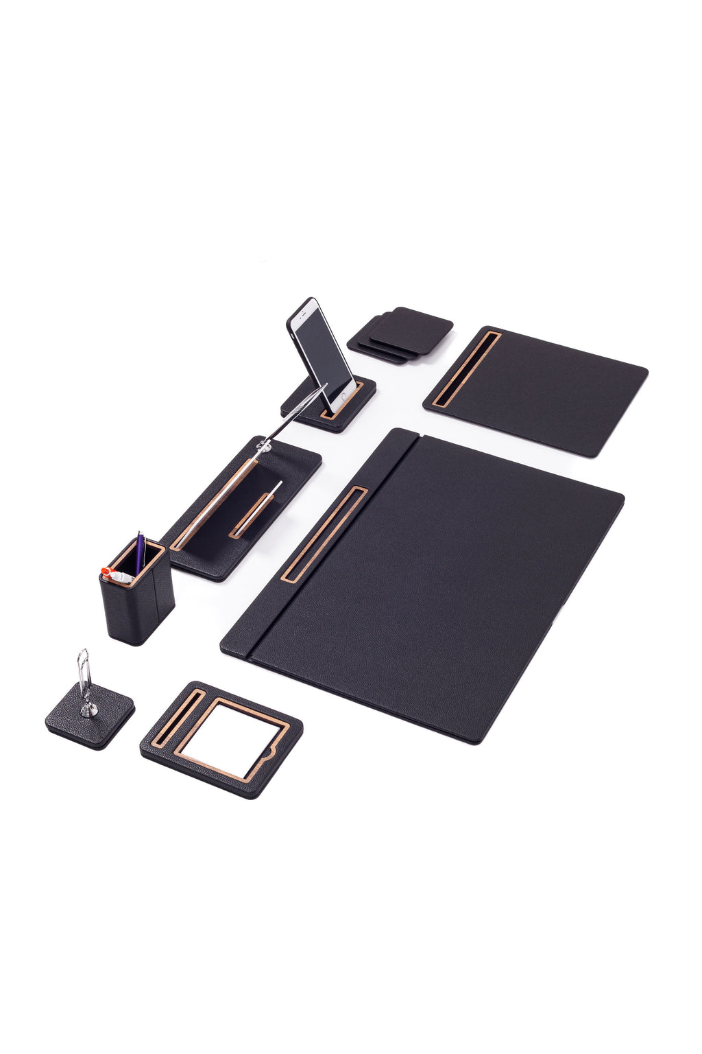 طقم مكتب من الجلد من كافالي، 8 قطع، طراز غلاف.