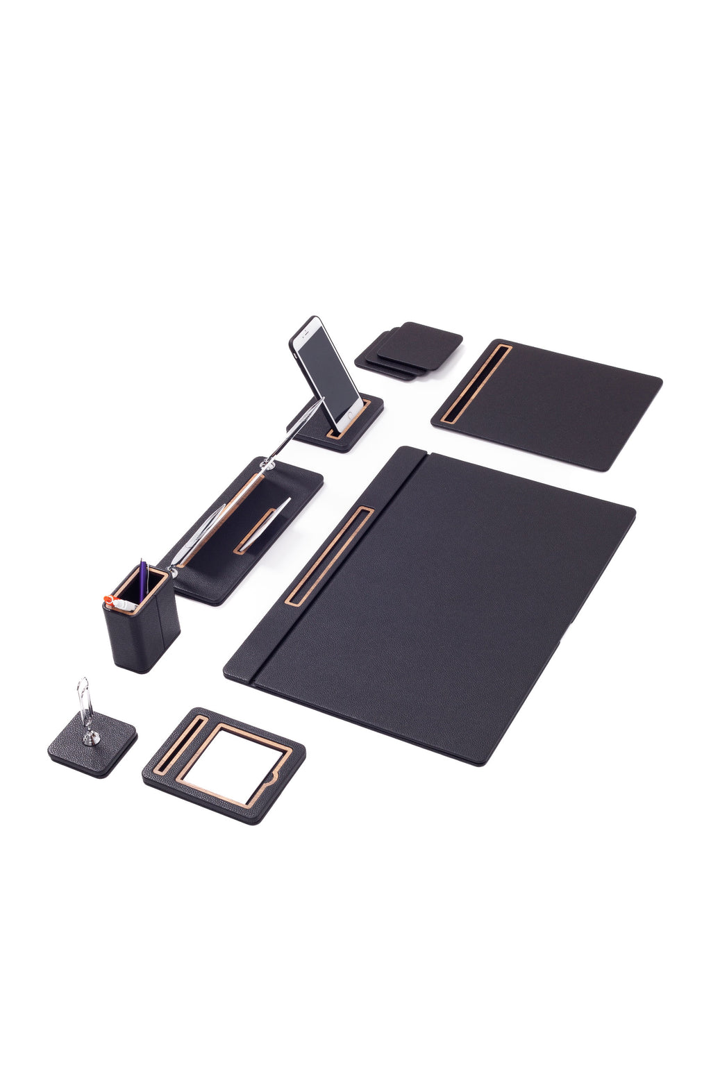 طقم مكتب كابريلا الجلدي المكون من 8 قطع، طراز مغطى.