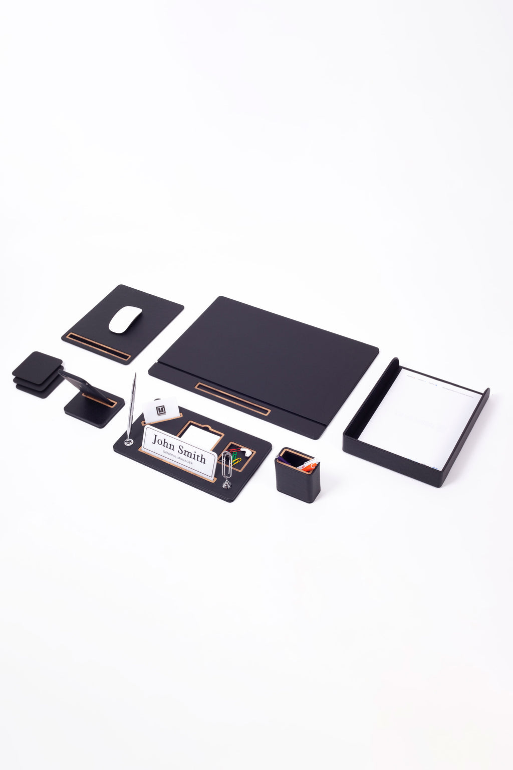 طقم مكتب جلدي رويال مكون من 7 قطع، طراز مغطى.