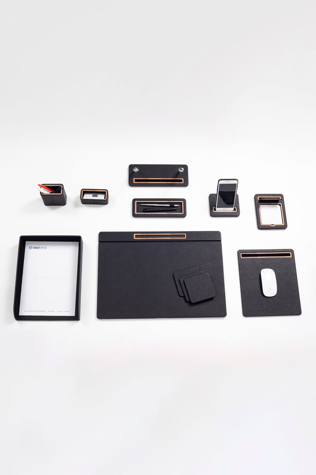 طقم مكتب جلد بيرّا، 10 قطع، طراز مغطى، رف مستندات مفرد.