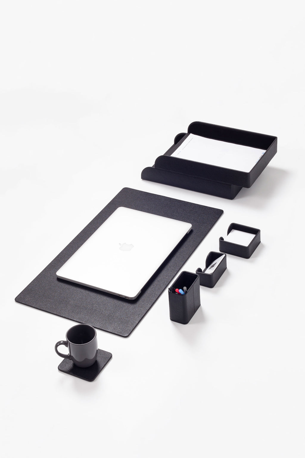 طقم مكتب من الجلد الأسود فيليكس، 7 قطع