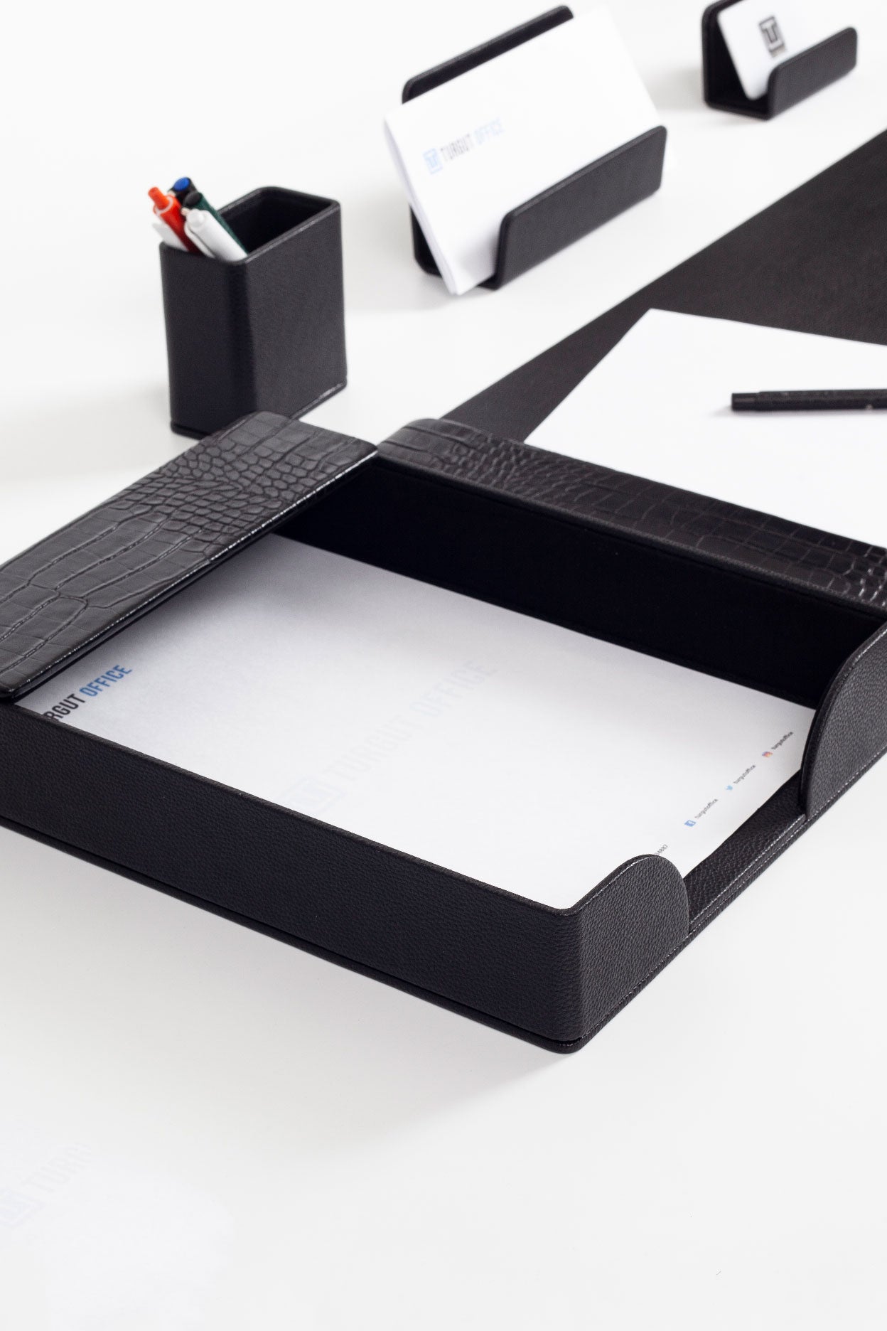 Loft Leather Desk Set Black 6 Pieces Vertical Coroco Detailed