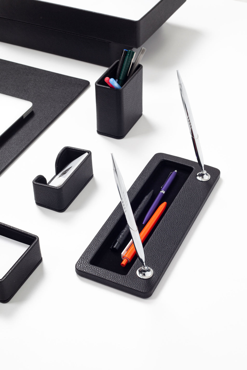 طقم مكتب ميلانو الجلدي أسود 9 قطع.