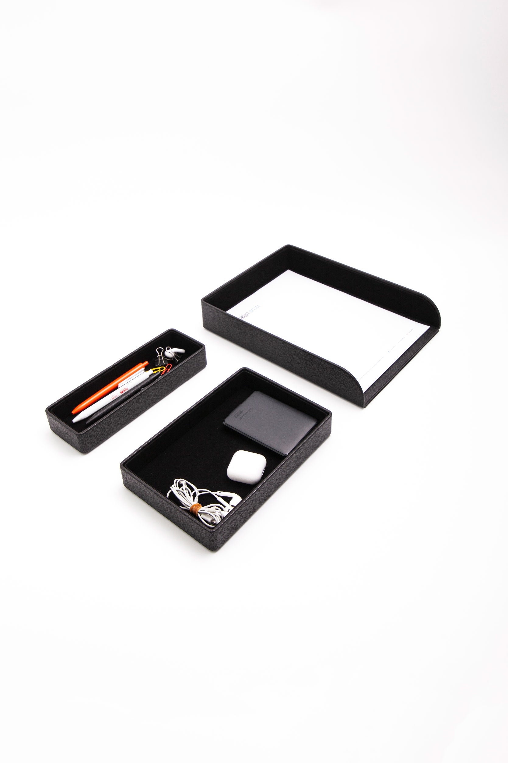 صندوق اكسسوارات فيليكس أورغانيزر الجلدي الأسود