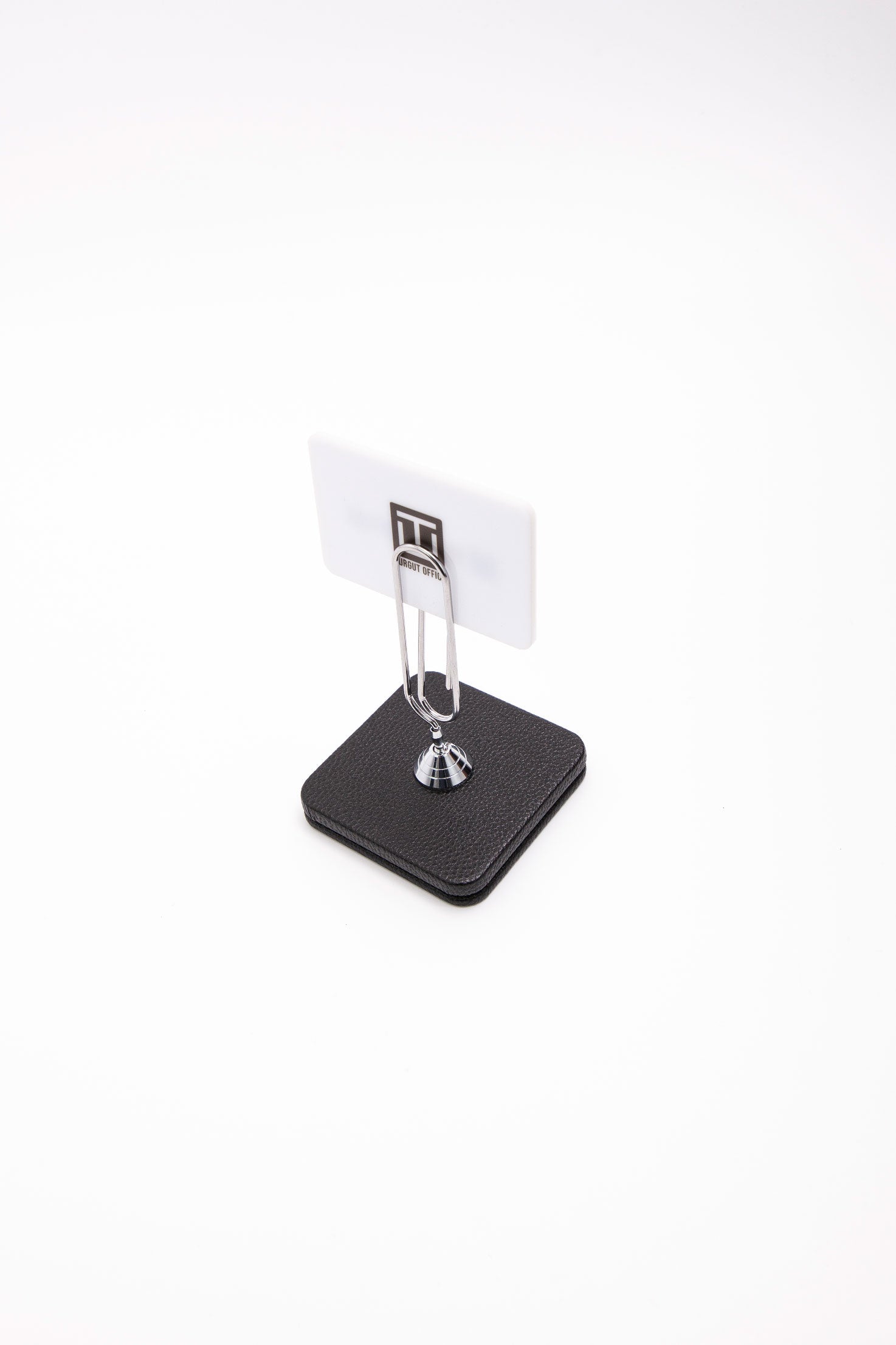 حامل ملاحظات جلدي بتفاصيل كرومية