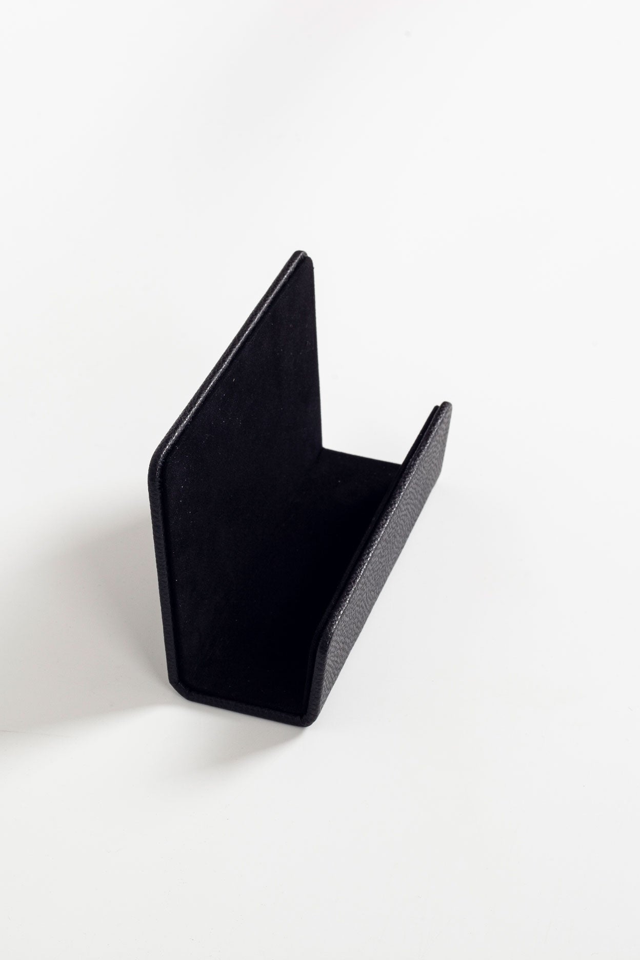 حامل مغلفات من الجلد من Loft