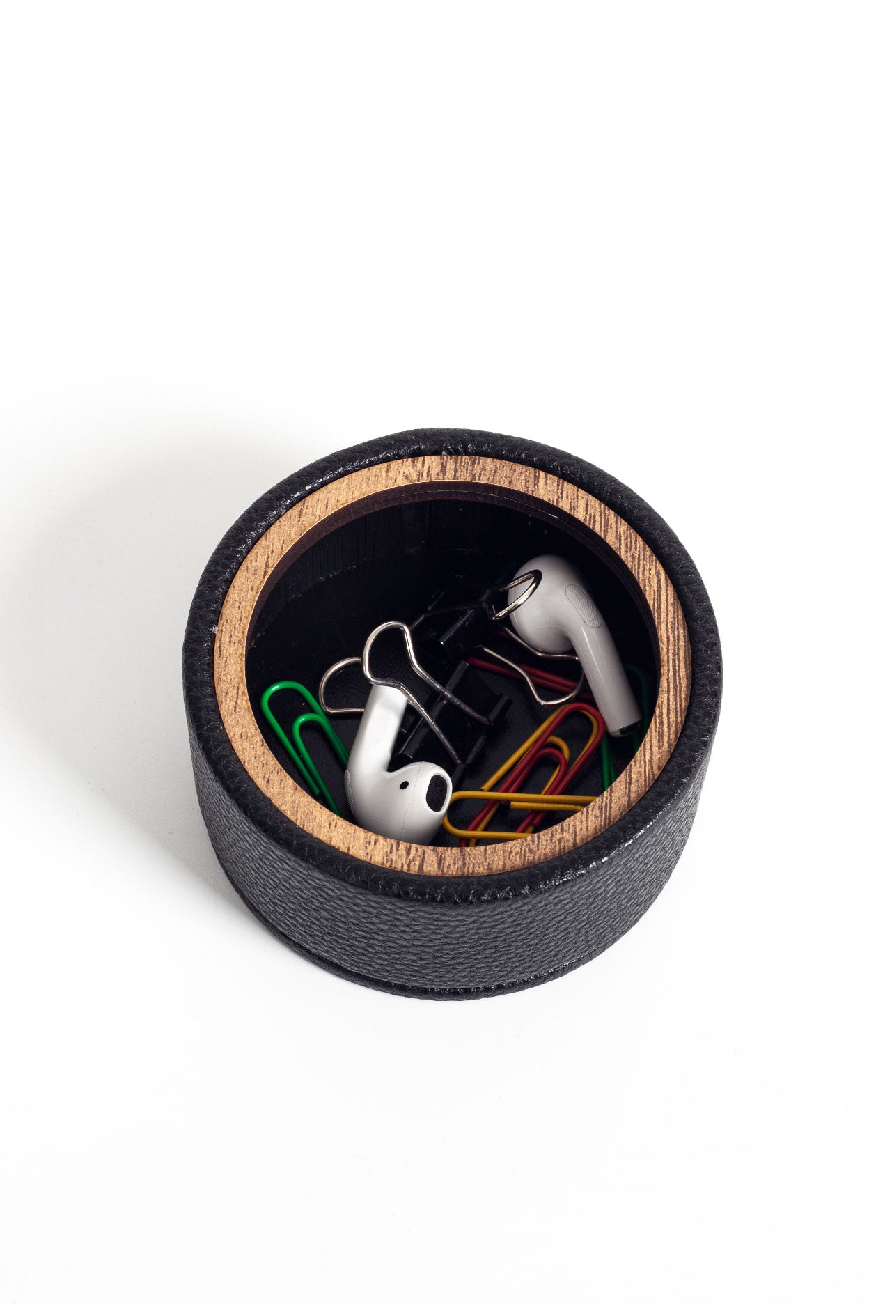 صندوق إكسسوارات بيضاوي من الجلد من بولو