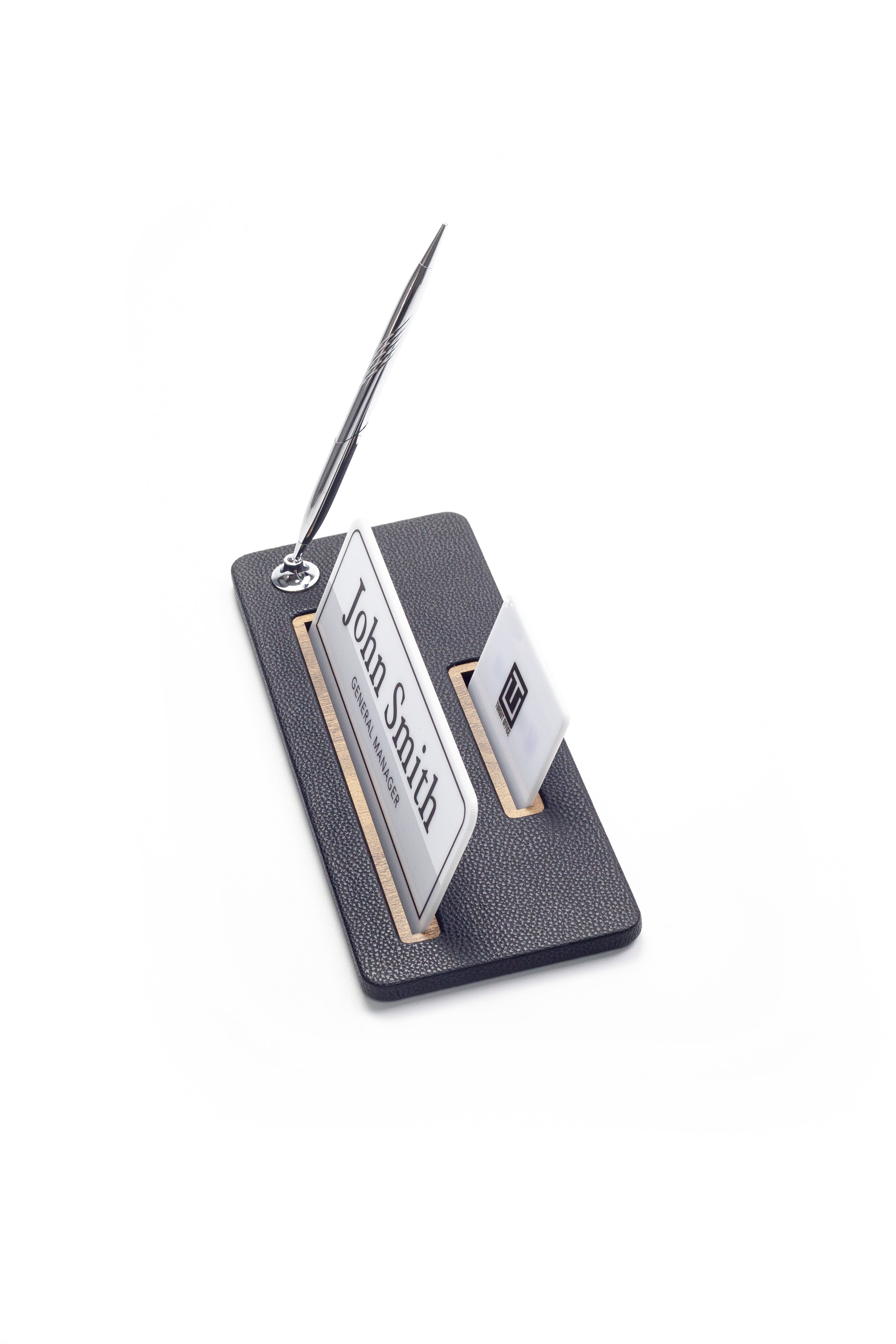 حامل اسم مكتبي من الجلد بتفاصيل خشبية